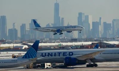 United CEO reportedly floated merger with Delta Air Lines