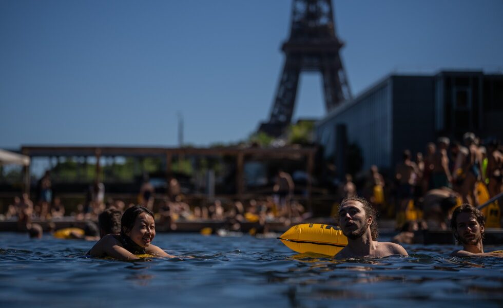 Paris opens 3 supervised Seine swimming sites for second summer