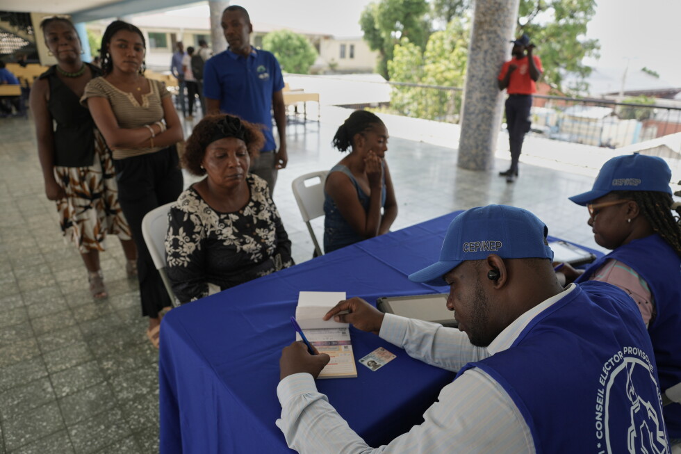 Haiti starts to register voters in violent capital and beyond in push for general elections