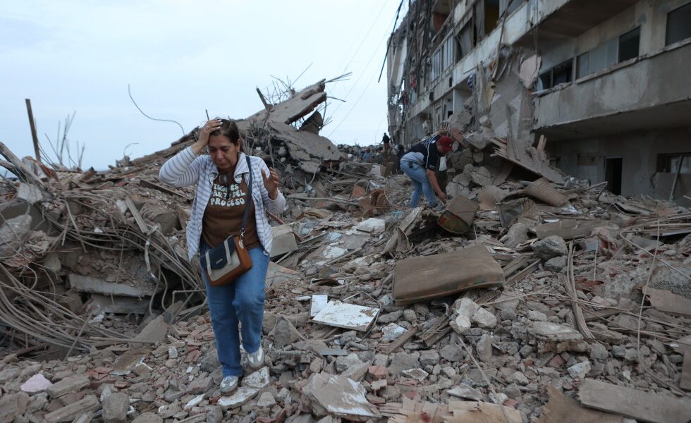 Humanitarian services mobilize after Venezuela earthquakes