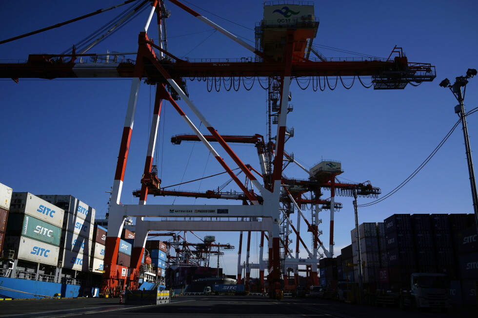 Survey shows Japan's business sentiment improving