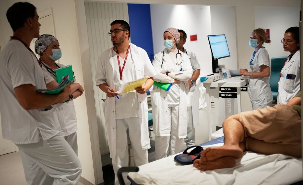 Hospitals gear up for Europe's next heat wave armed with lessons from this one