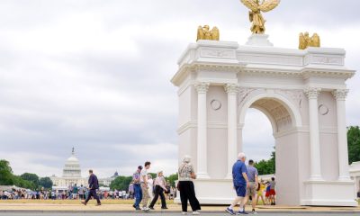 Trump's plan for a triumphal arch gets another review