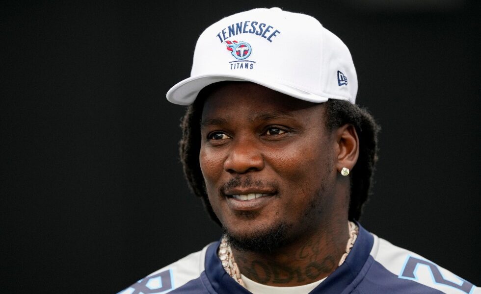 Chris Johnson calls for revival of Ice Bucket Challenge