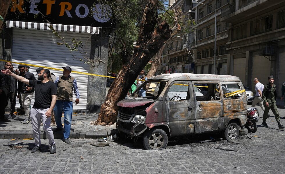 Suspects arrested for explosions during Macron's Syria visit