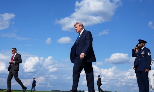 Zelenskyy asks Trump for help on Starlink push