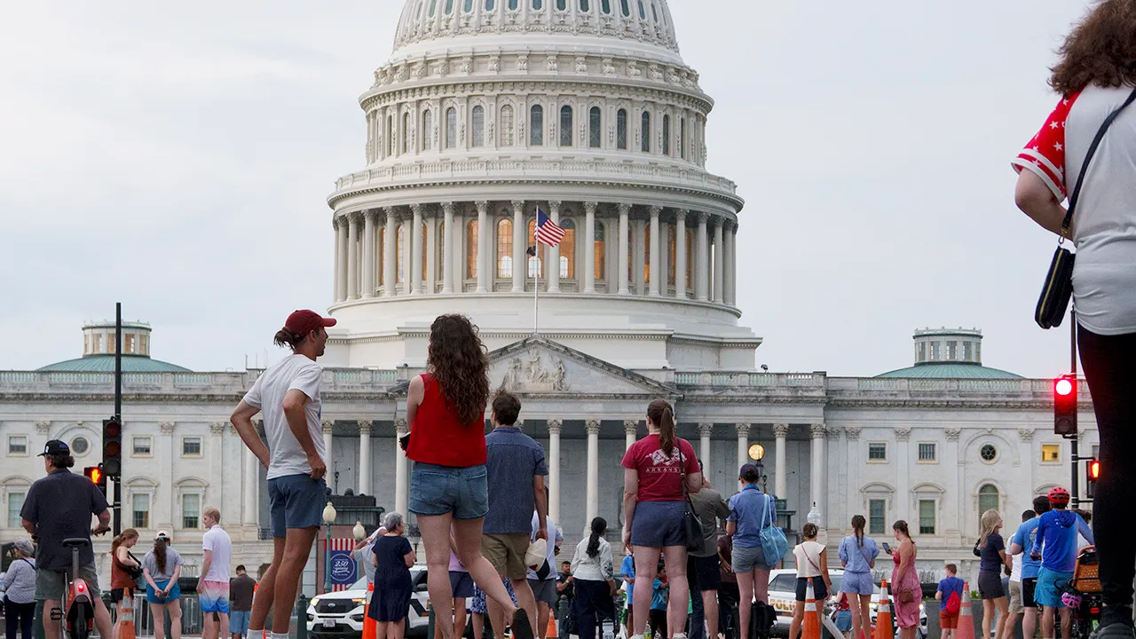 US federal budget deficit outpaces last year, trending to near $2 trillion
