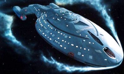 Star Trek’s Biggest Actors Argued Whether Their Characters Were Secretly In Love