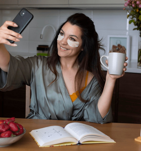 How Your TikTok Choices, From Posting Time to View Counts, Influence Your Success