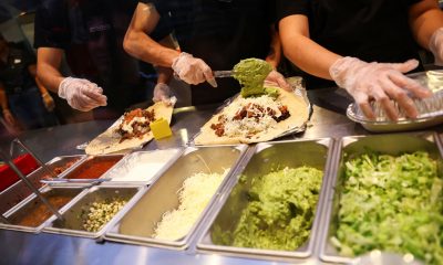 Chipotle stock falls on link to salmonella outbreak in Minnesota
