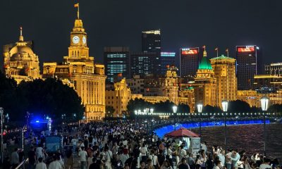Tourism price wars threaten China's consumer spending
