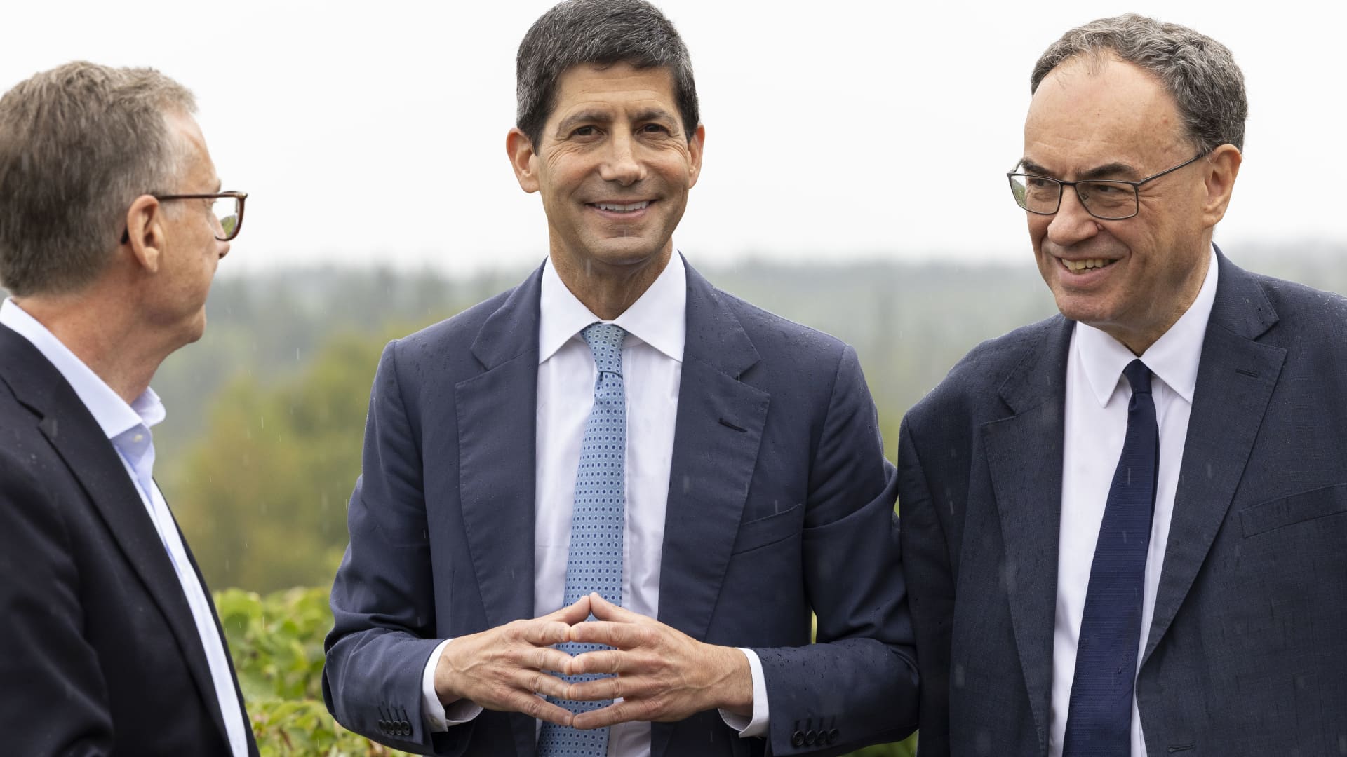 Fed's Warsh sounds more hawkish