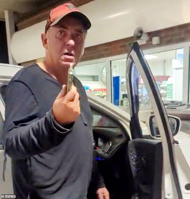 Shane Richie, one of EastEnders' biggest stars, launched a furious tirade at staff working at a Tesco petrol station in Essex after they told him to stop vaping on the forecourt