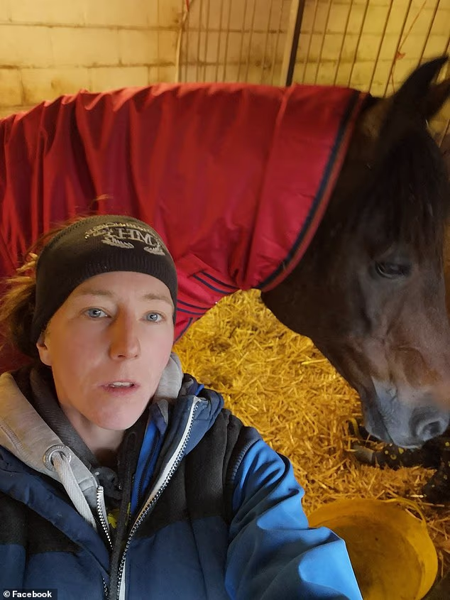 Laura Foulis died aged 38 after becoming trapped in a burning stable in Milnrow, Greater Manchester