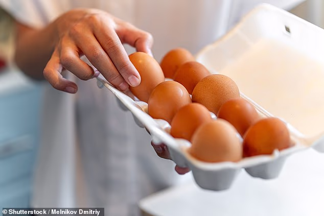 British health chiefs should clamp down on dangerous imported eggs and reveal the countries behind any deadly outbreaks, experts have said