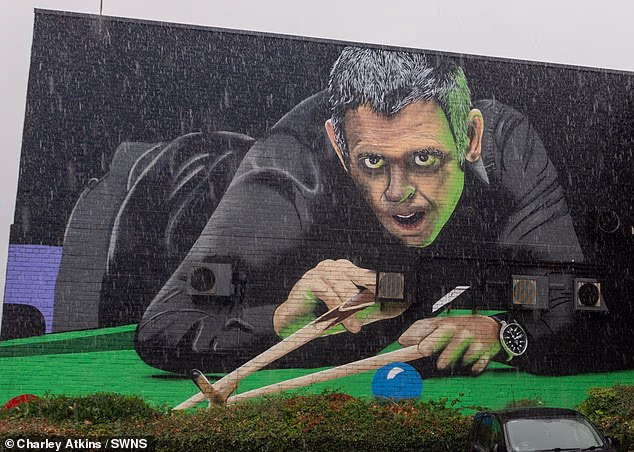 A mural of Ronnie O'Sullivan has faced backlash from snooker fans over the star's appearance