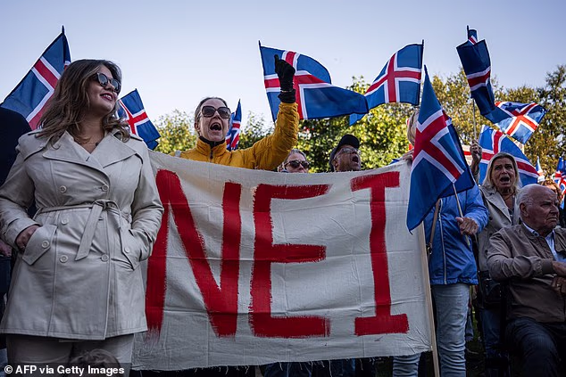 Icelanders have voted by 52.8 per cent to 47.2 per cent not to restart accession negotiations with the EU