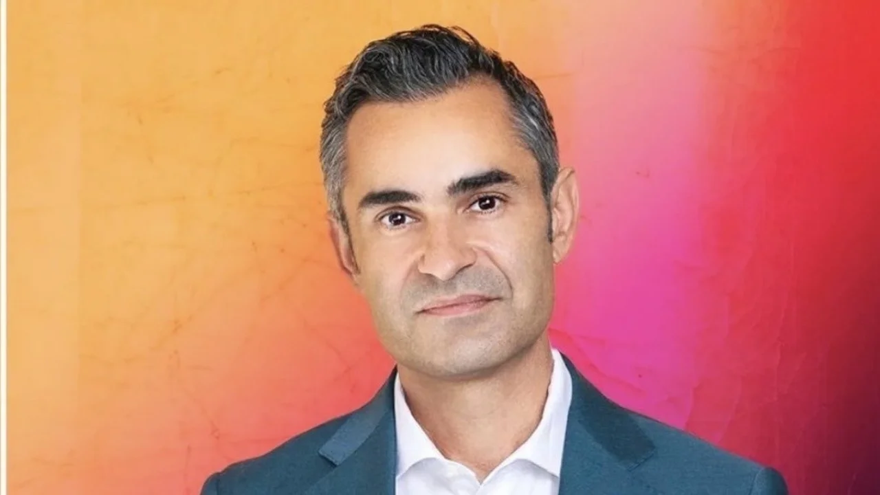 Dr. Torkian Reveals Why Filler Won't Lift Your Face and What Creates a Snatched Look