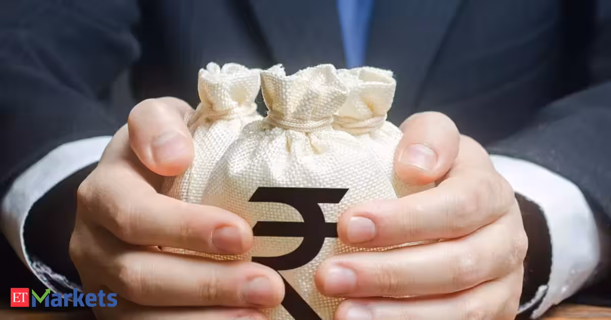 As banks shrink microfinance books, bigger MFIs prepare to grab the gap
