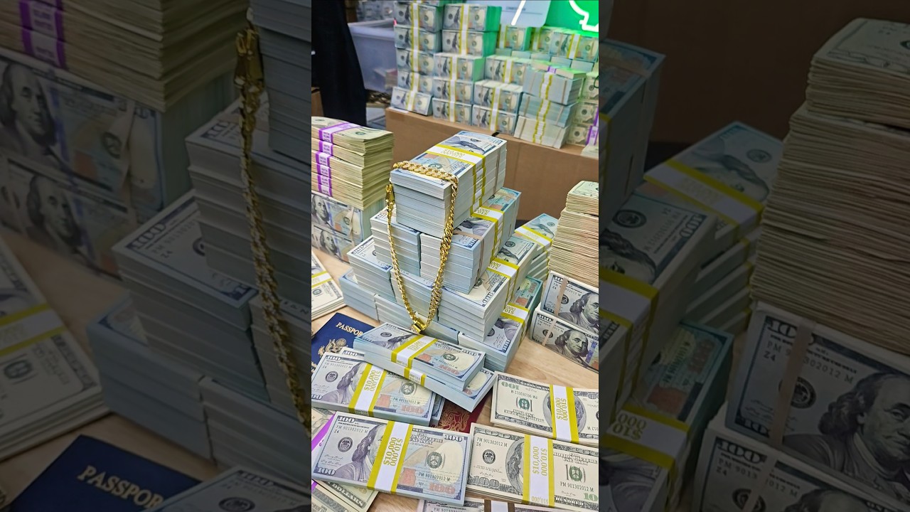Asmr We have money cash dinero. We are we going to travel too. #asmr #money #motivation #lifestyle
