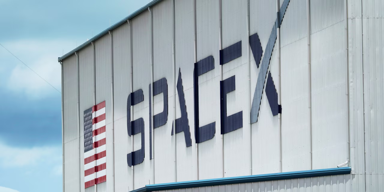 Ditching SpaceX Didn’t Help You Beat the Market