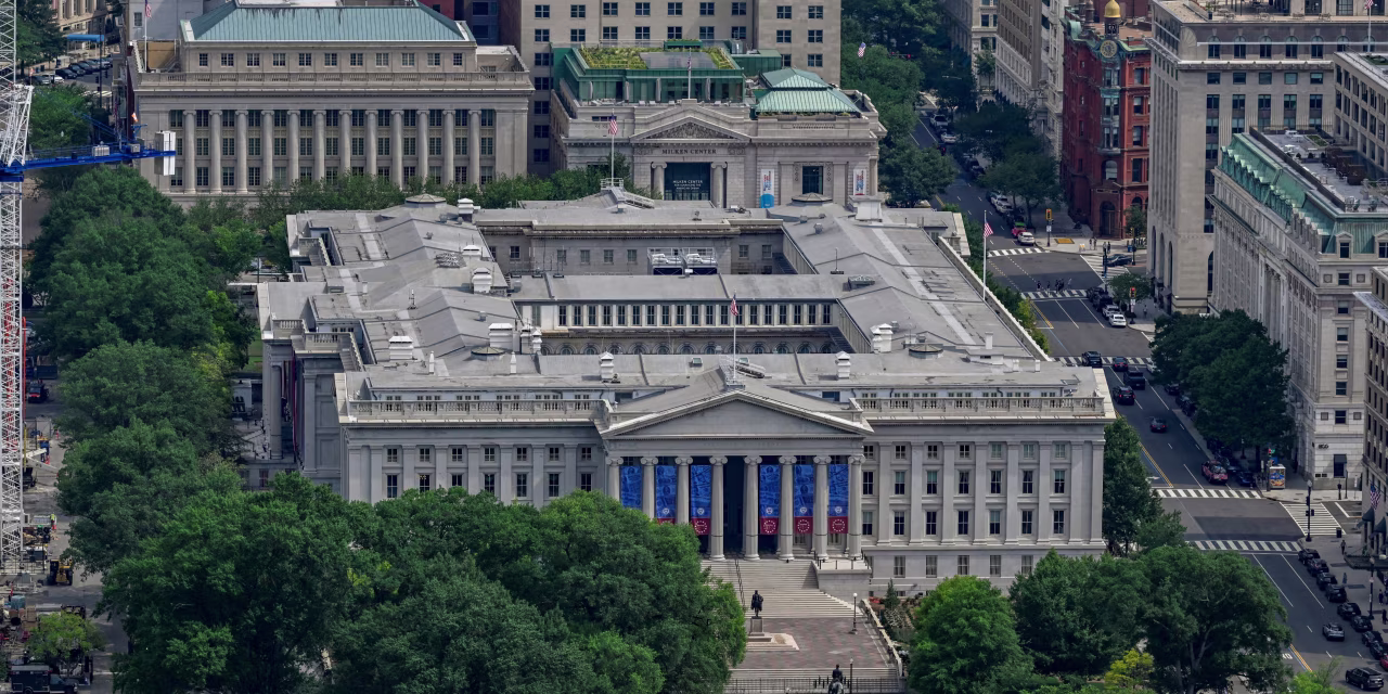 Yields on Seven-Year U.S. Treasurys Sold at Auction Near Two-Year High