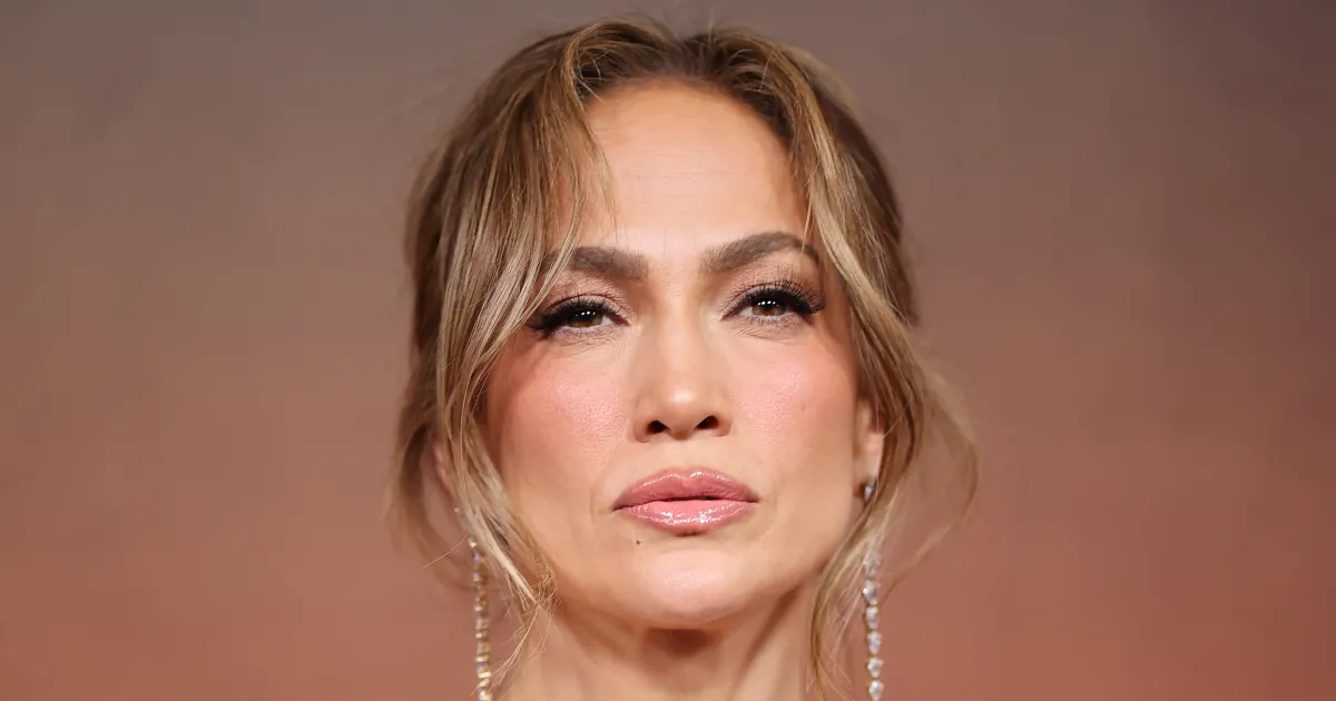 Jennifer Lopez’s Flowy Maxi Dress Is the Ethereal Style We Need