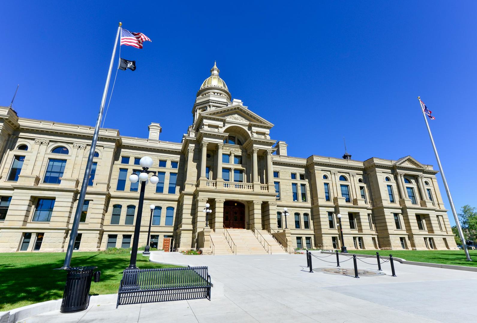 Wyoming joins $15 billion LayerZero exodus with state stablecoin move