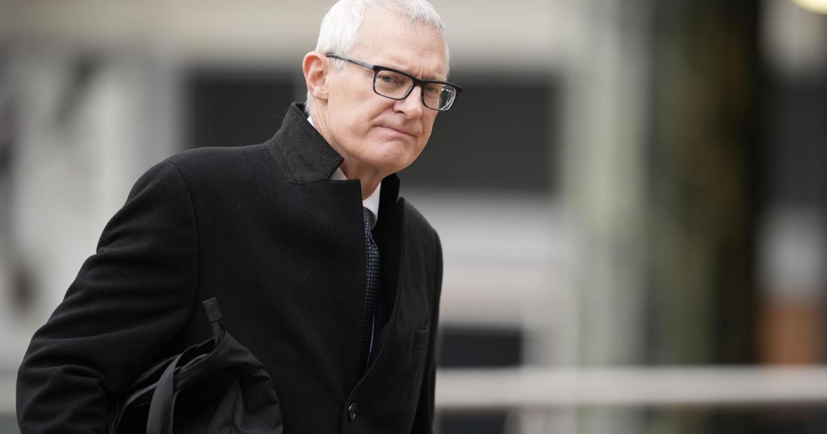 Jeremy Vine dropped as host of carers awards ceremony after backlash
