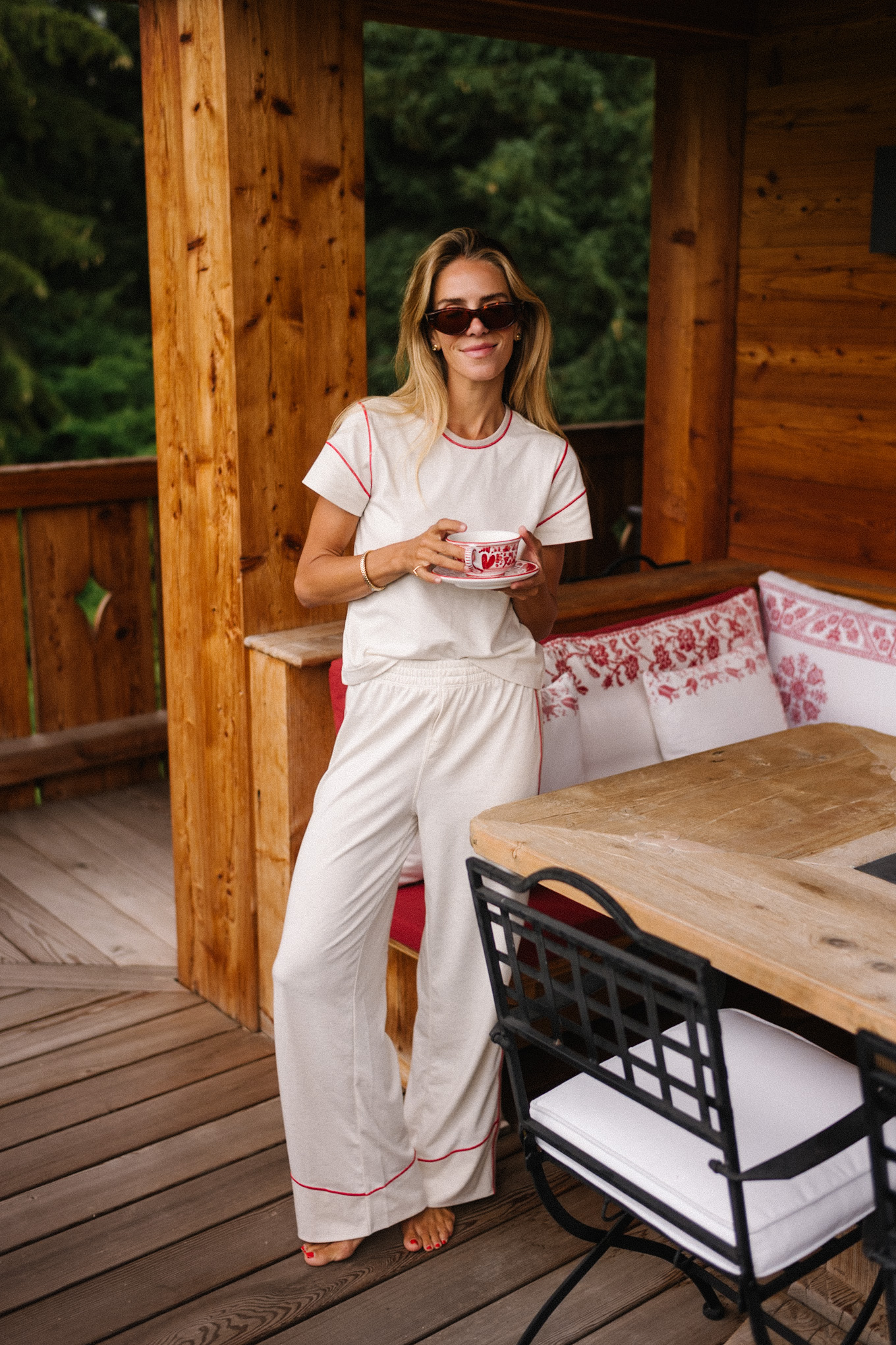 The Lounge Pieces Worth Staying In