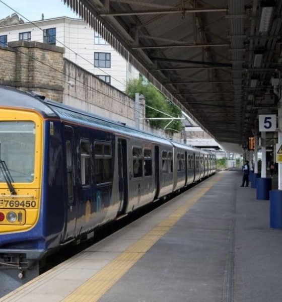 Cheaper train travel for students as 16-17 Saver railcard rules change
