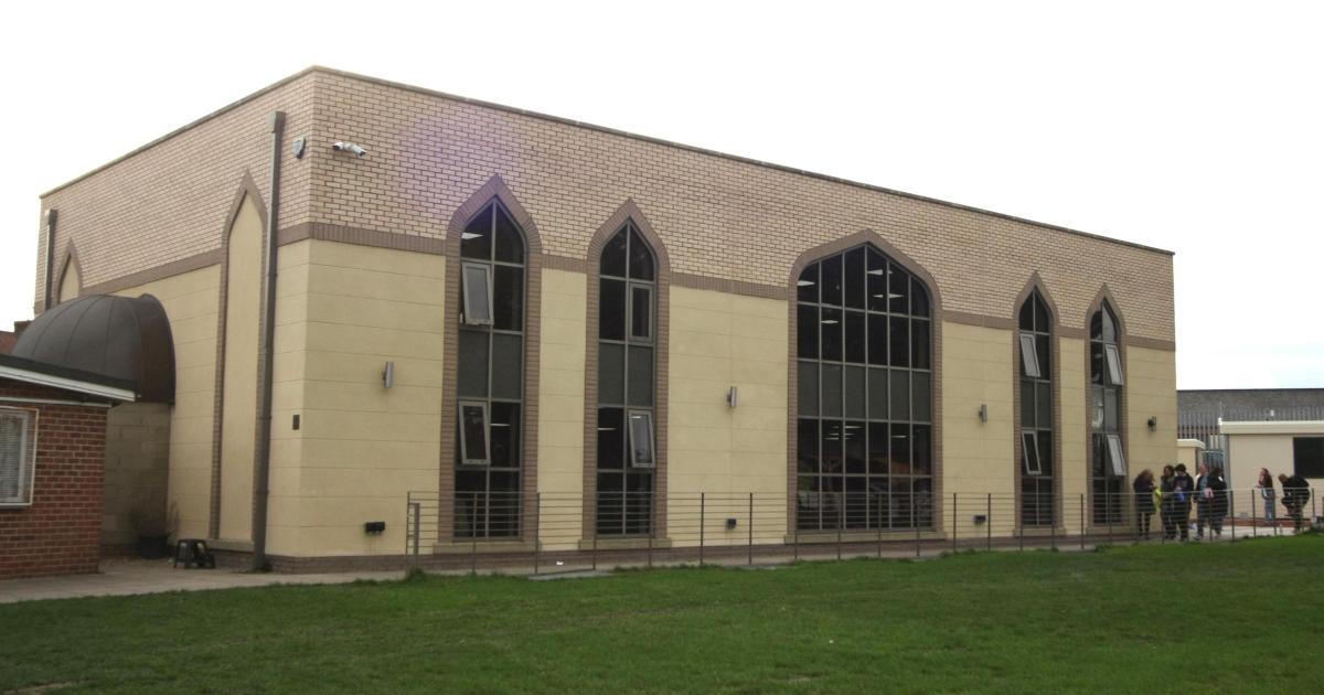 York Mosque welcomes community after man arrested outside