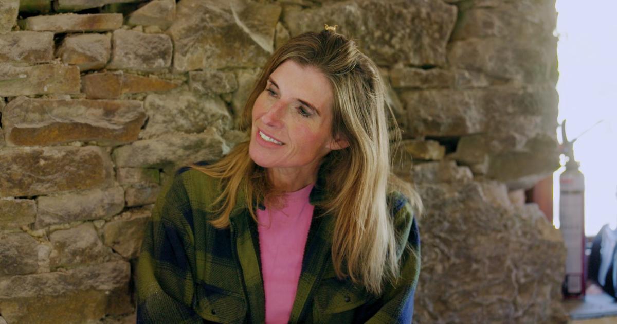 Amanda Owen hits back at social media trolls over way she dresses