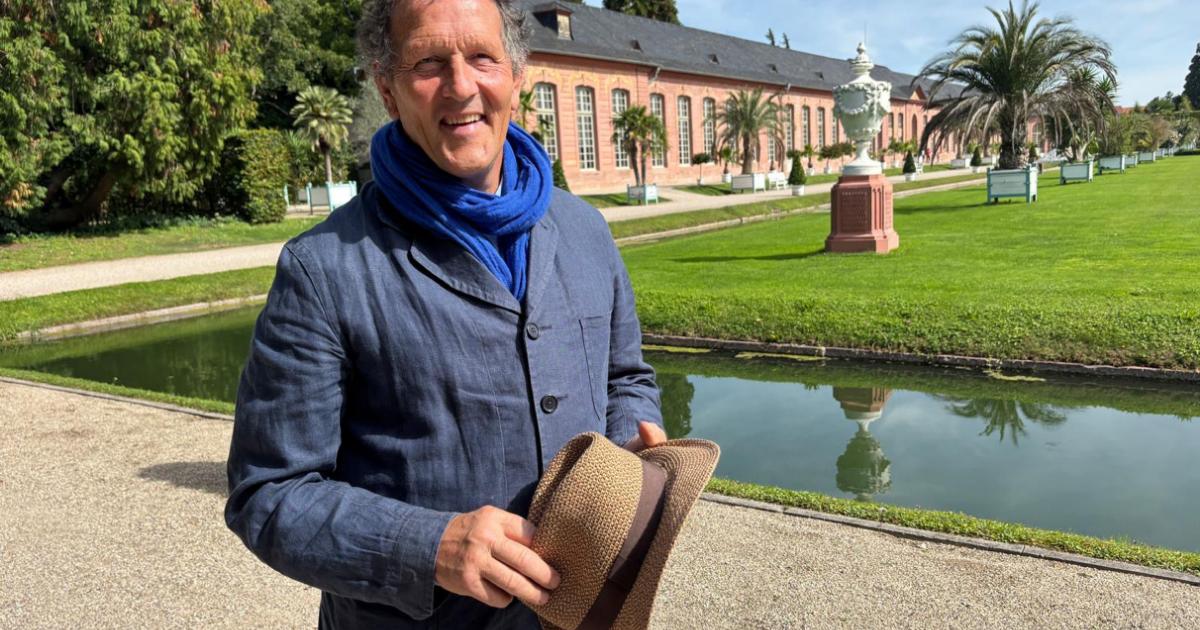 Monty Don issues warnings to dog owners with gardens