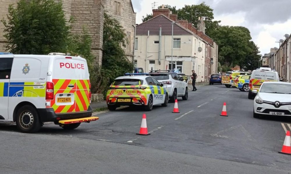 Armed police called to 'standoff' in Bishop Auckland street