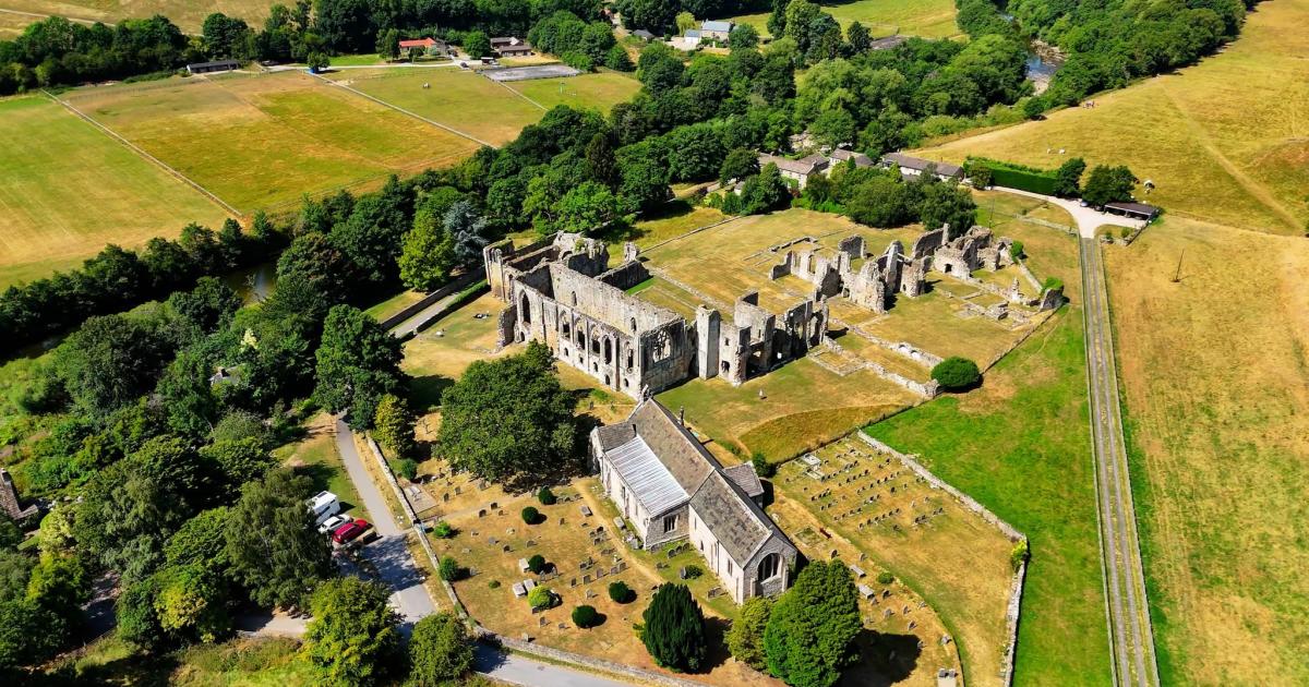 The North Yorkshire abbey ruins which became romantic icon