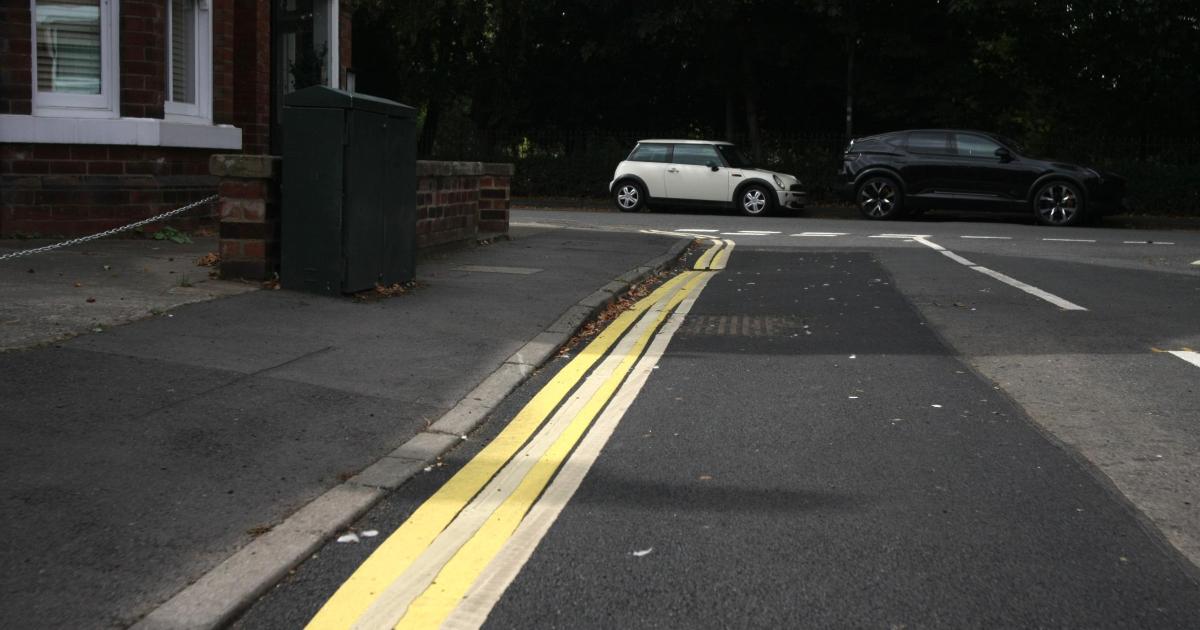 ‘Quadruple’ yellow lines left in York street to be repainted