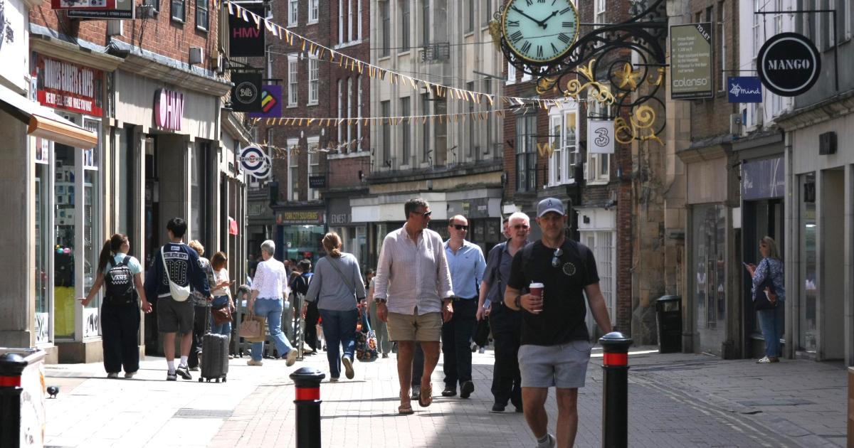Highs of 31C forecast for York by Met office as alert issued