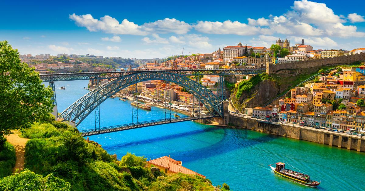 New advice issued to Brits travelling to Portugal with kids