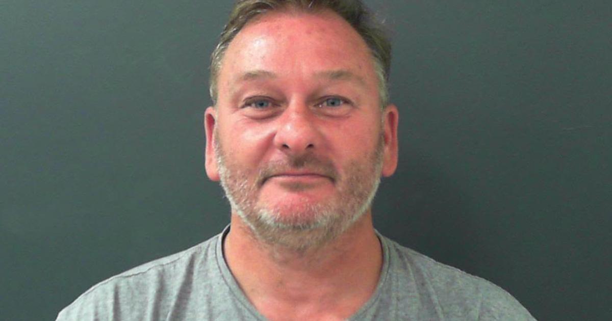 Andrew Mearns jailed after clients defrauded at Gmund Cars