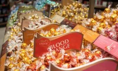Lindt to offer free chocolates in UK stores during August
