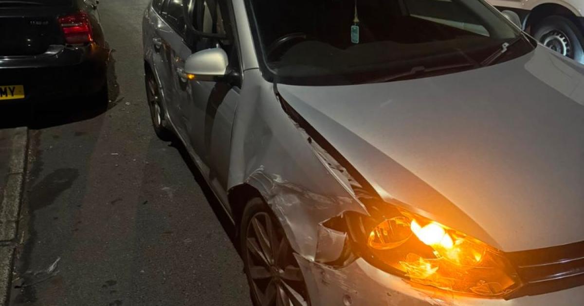 Early hours crash reported on Goldsmith Street, Bolton