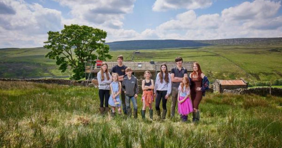 Where are Amanda Owen's nine children from Our Yorkshire Farm now?