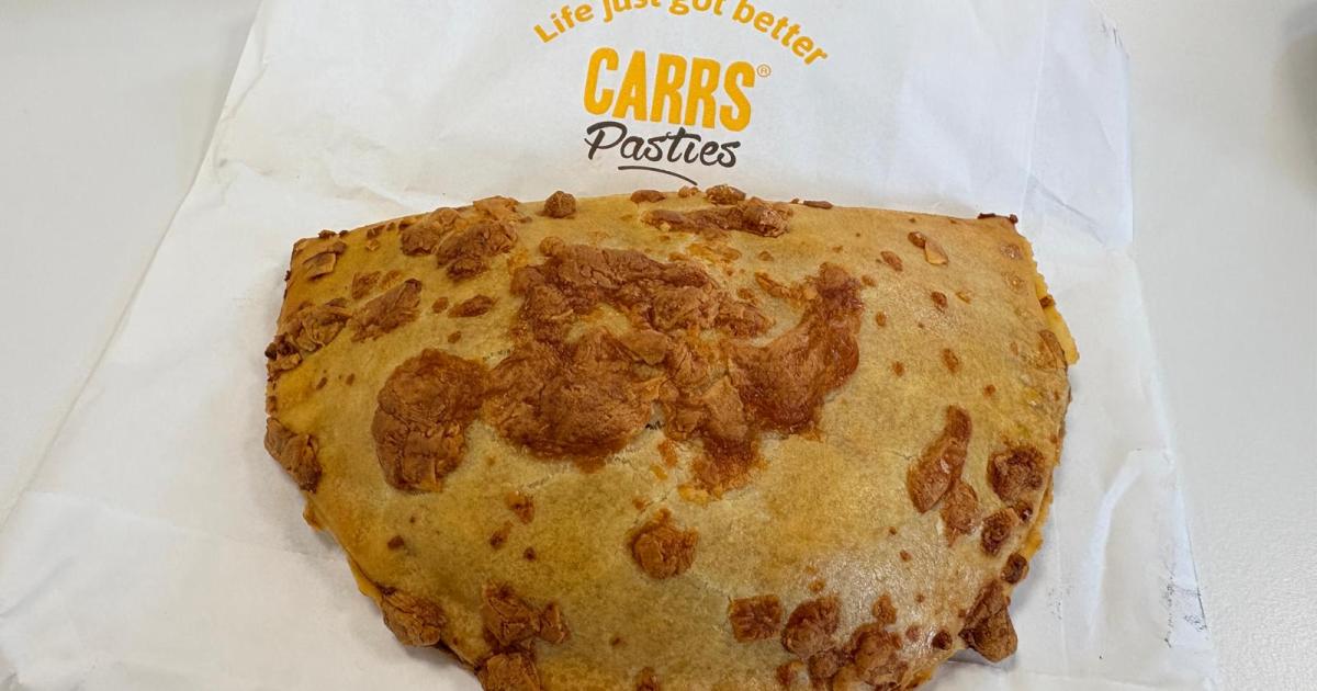 I tried Carrs Pasties' limited-edition chicken fajita pasty