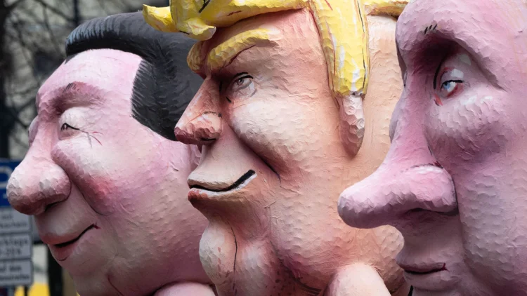 “A humdinger of a book”: Lord Howell reviews 'Centrists of the World Unite!'