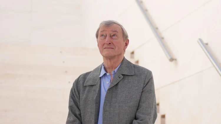 “Profound and at times exasperating”: Lord Rowlands on Julian Barnes’ ‘Departure(s)’