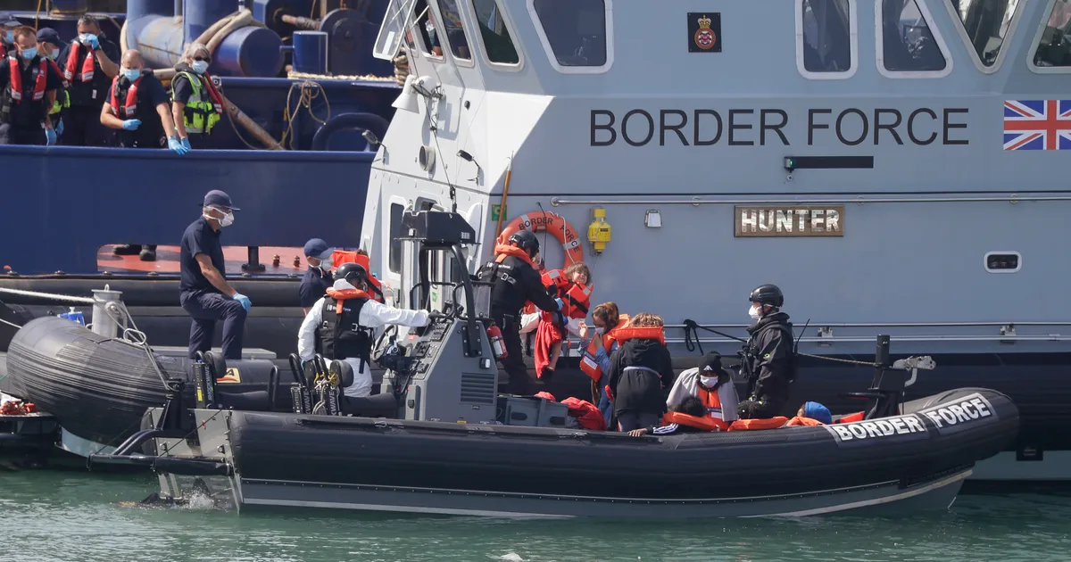 Former Navy Commander Monsters Reform's Plan To Send Small Boat Migrants Back To France