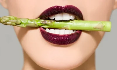 Asparagus has a reputation for affecting body odor and can introduce an “unmistakable” smell in body fluids.