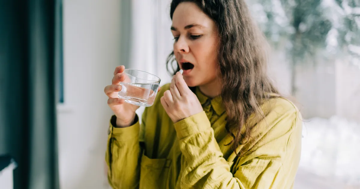 Should You Take Probiotics With Antibiotics? What Experts Say