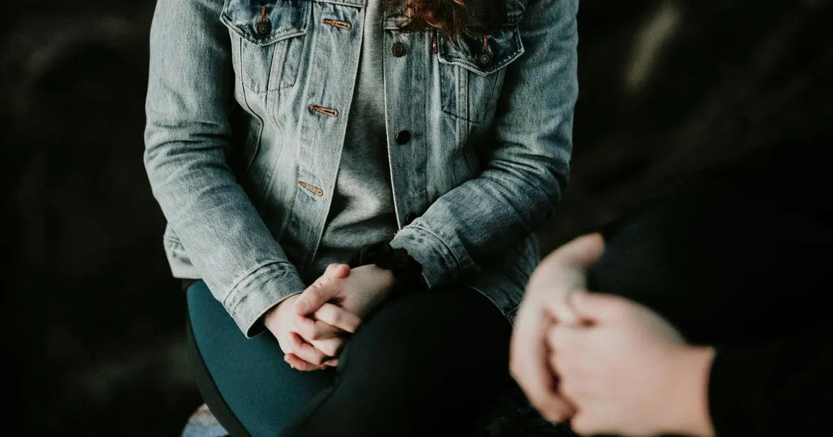 Therapist Shares Signs A Couple's Headed For Divorce